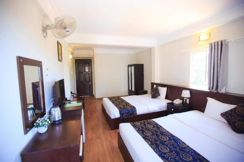 Pho Bien Hotel Nha Trang Buitenkant foto