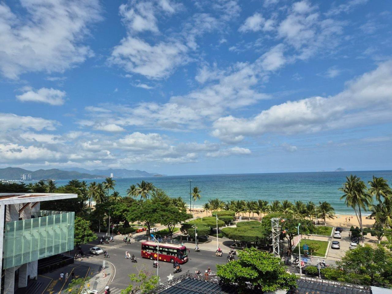 Pho Bien Hotel Nha Trang Buitenkant foto